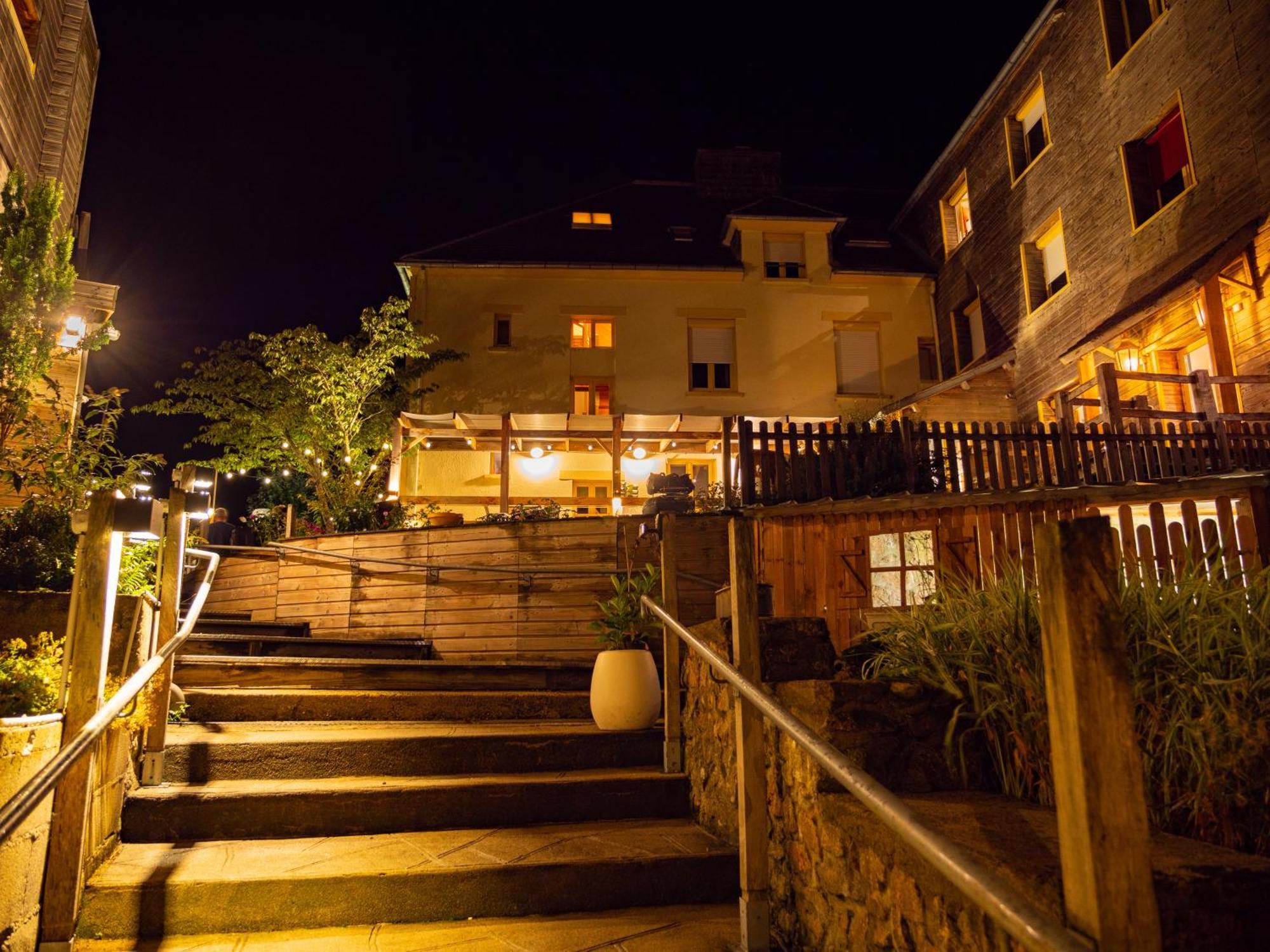 Le Relais Des Lacs Bourgogne Morvan Planchez Exteriör bild